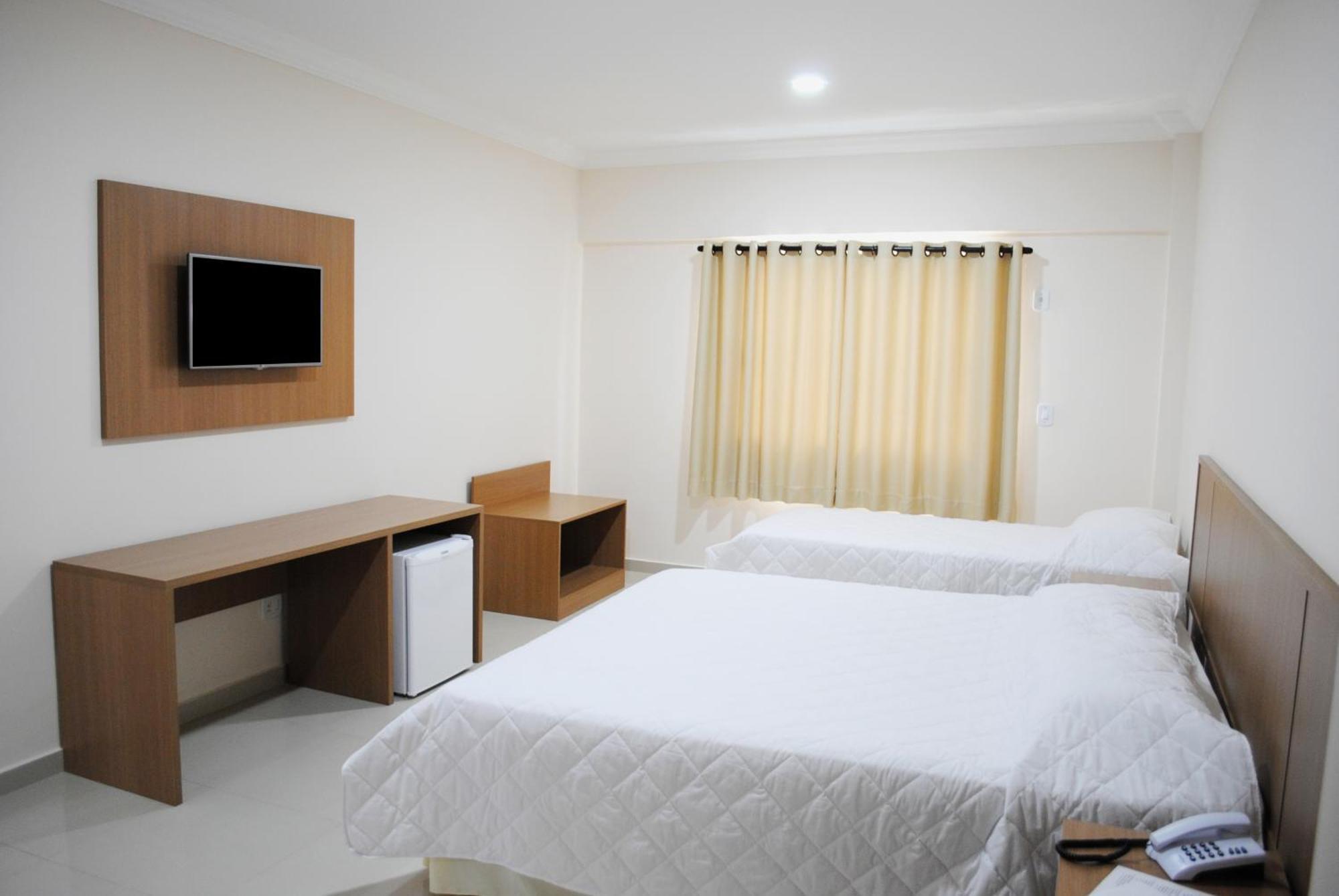 Carmen Palace Hotel เซาโลว์เรงโซ ภายนอก รูปภาพ